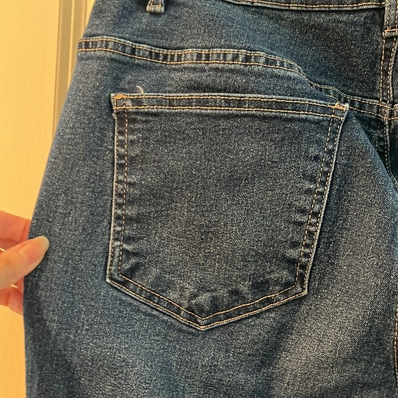 Venus Dark Wash Bootcut Jeans - Picture 4 of 4